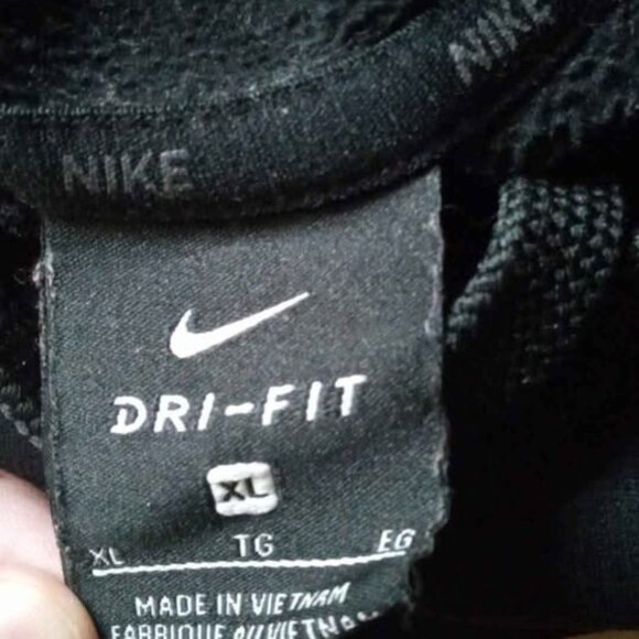 Nike Dri-Fit Men's Camouflage Swoosh Logo Black Hooded Sweatshirt Size XL - Picture 3 of 5